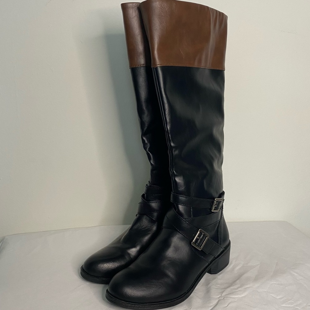 AZ Dakota Two Tone Knee High Boots - Sz 8M - Black & Brown